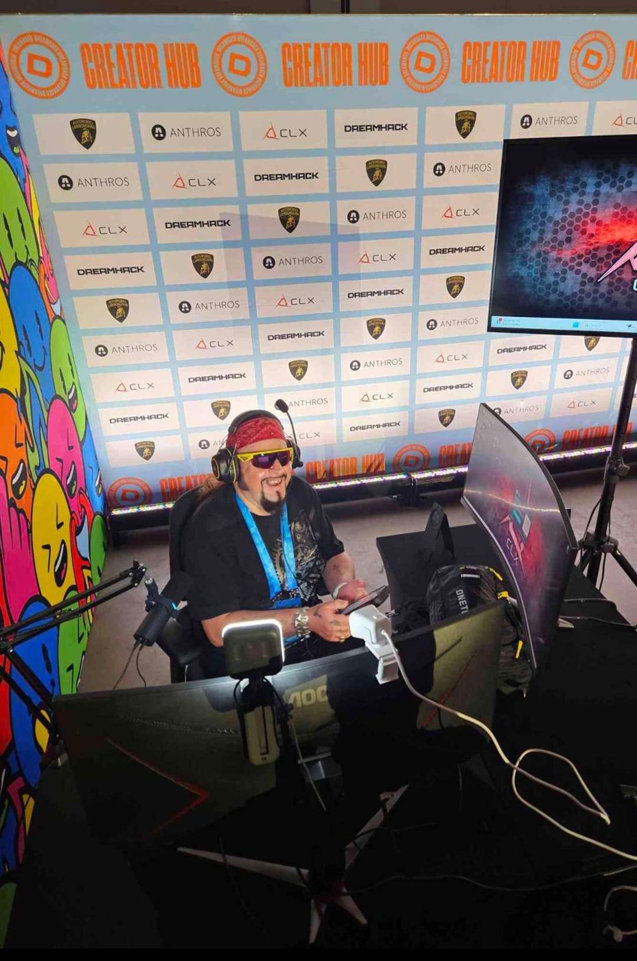 KingBushCamp streaming at the DreamHack Creator Hub in Dallas
